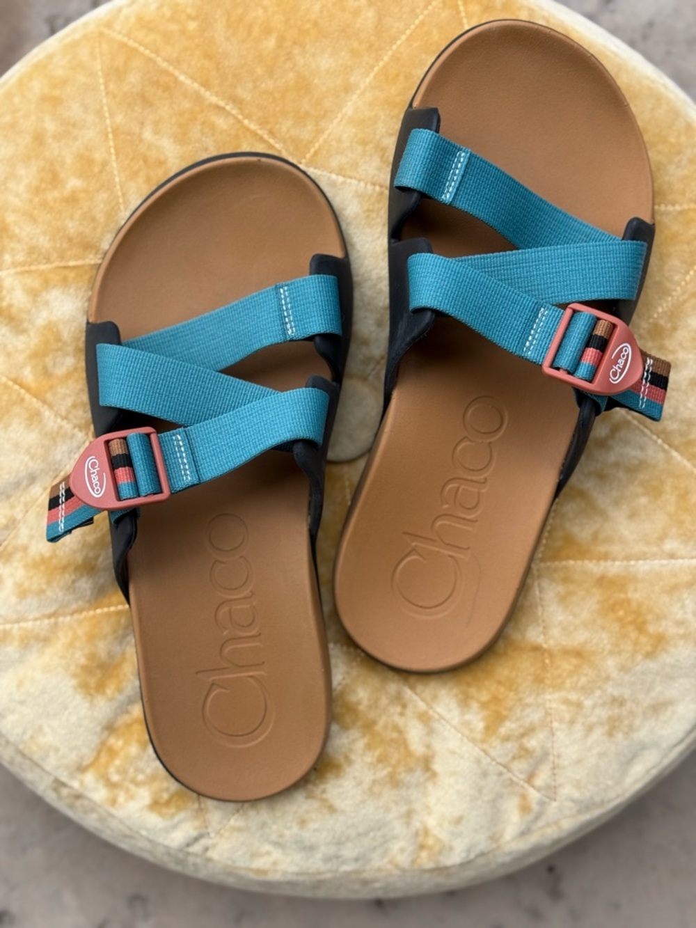 Chaco Chillos M 10/W 12 Teal Cross-Strap Slide Sandals Brown and Black Footbed - Picture 5 of 8